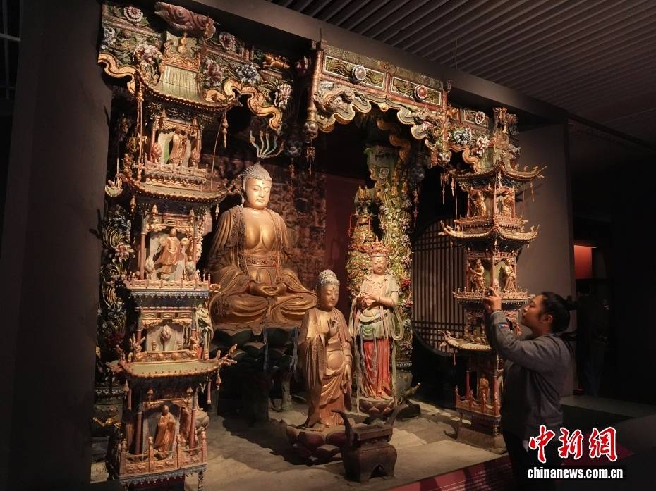 “既往未来——小西天文物撷珍与悬塑艺术特展”在北京举办开幕式