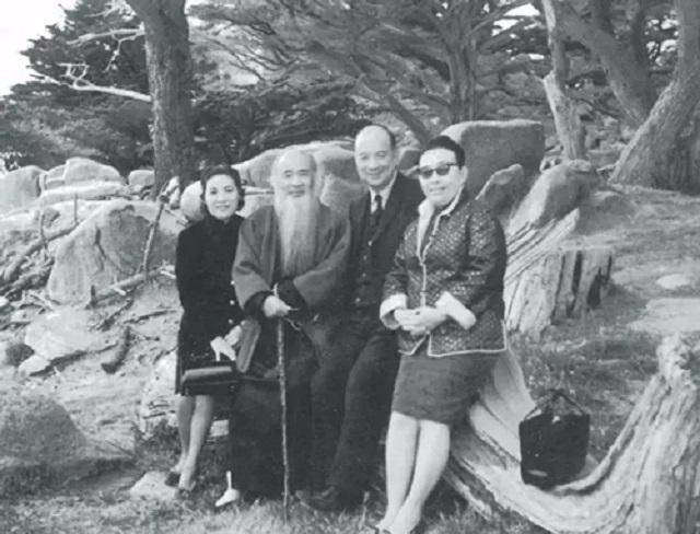 18岁女生想学画画，拜48岁的画家为师，画家却说：嫁给我就教你