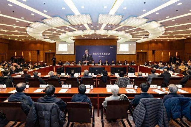 原创            一场追思会，戳穿翁帆沉默两个月真相，原来杨振宁生前真的没说错