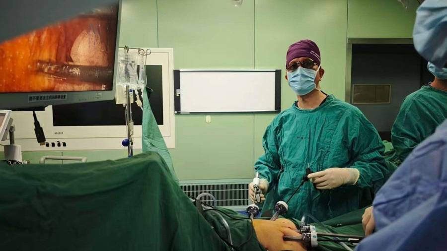 微创技术根治复杂胃癌！“复旦肿瘤”微创技术让“新肝宝贝”获第三次生命