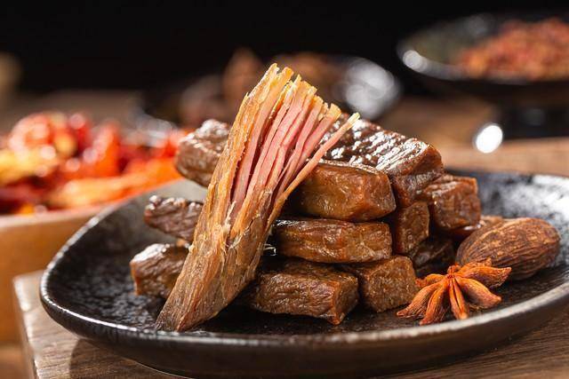 牛肉炖不烂嚼不动怎么办？教你2招，锅里放点它，软烂入味不塞牙