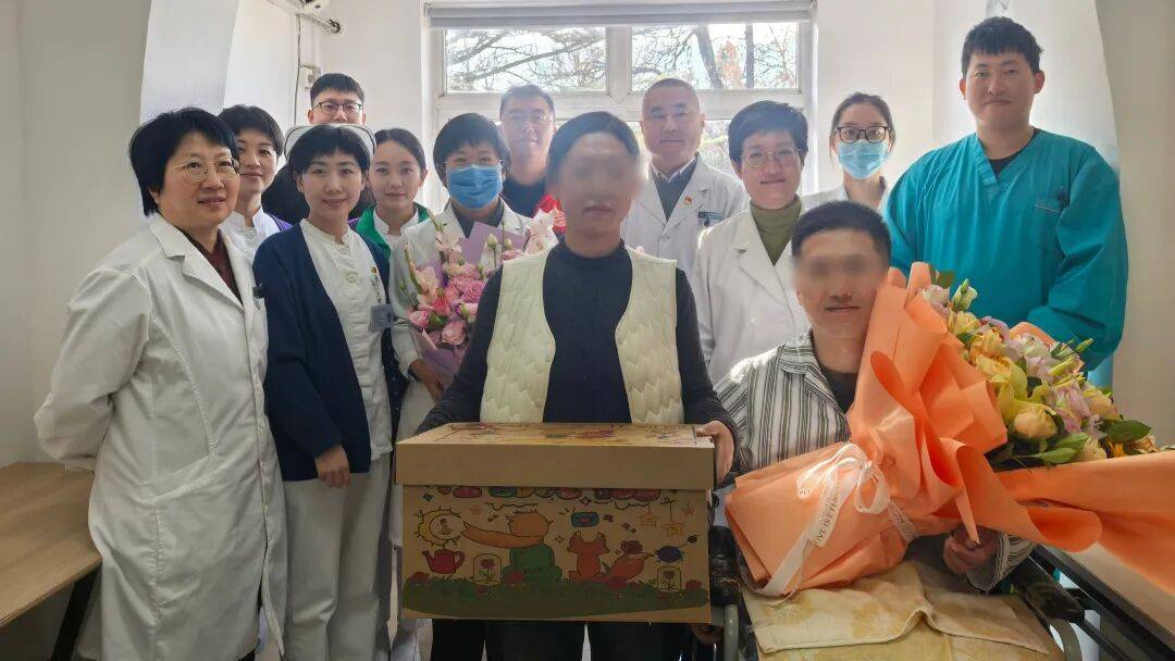 【汤医新闻】奇迹绽放！“北脑一号”首例脑机接口植入患者出院