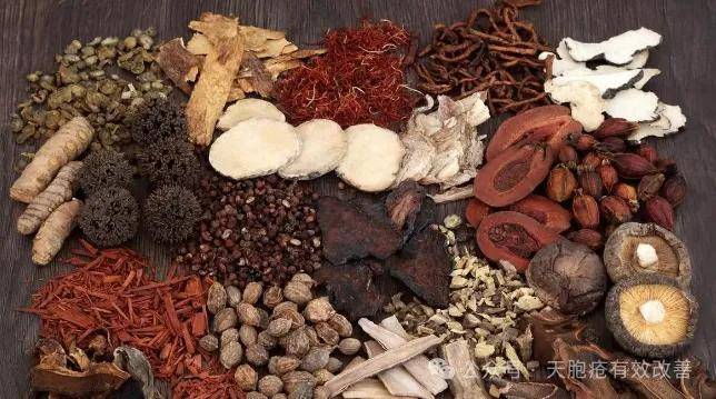 天疱疮怎么治疗？健脾祛湿方剂有效改善水泡