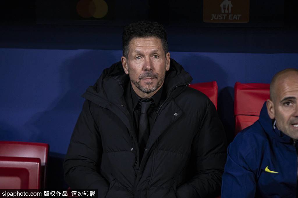 终场哨后，阿隆索与瓜迪奥拉的握手与拥抱背后：皇马主场失利的深层原因