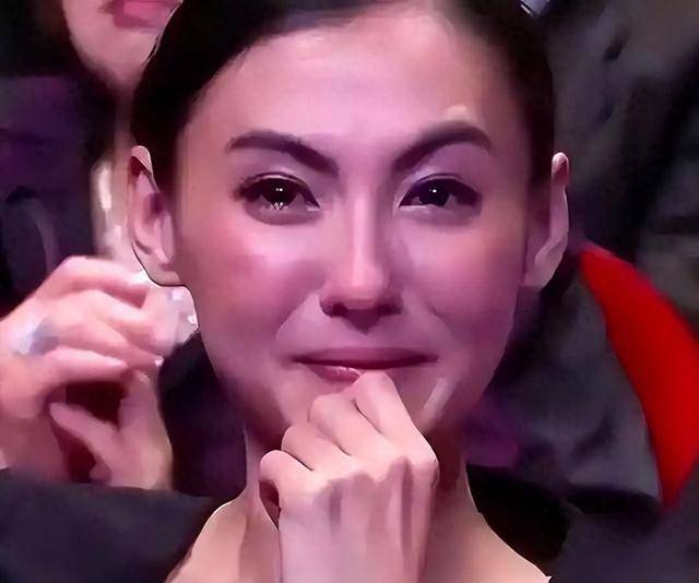 原创            张柏芝三度出庭回应被向太封杀，含泪称千万官司输赢不重要