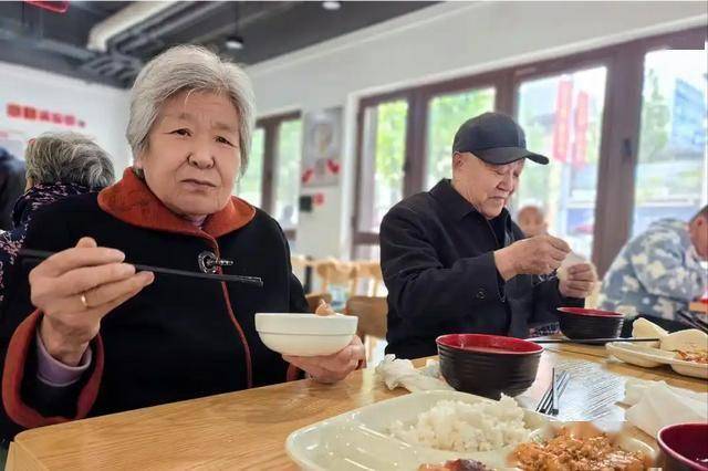 天气寒冷，建议大家：少吃羊肉和豆腐，多吃这4样，安稳过冬天！