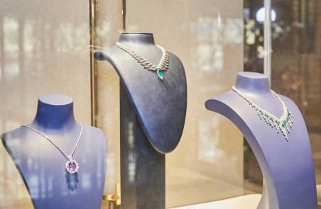 300件各品类珠宝艺术品亮相2025七彩云南彩宝节