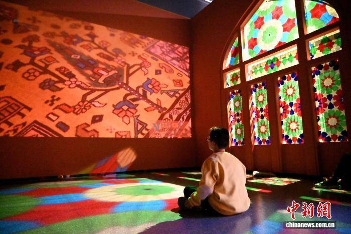 “流动的星河——波斯文化艺术瑰宝展”在内蒙古博物院展出