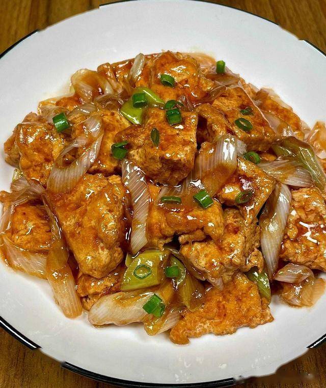 建议中老年人多吃高钾食物，腿脚有劲，肝脏有活力，人更精神