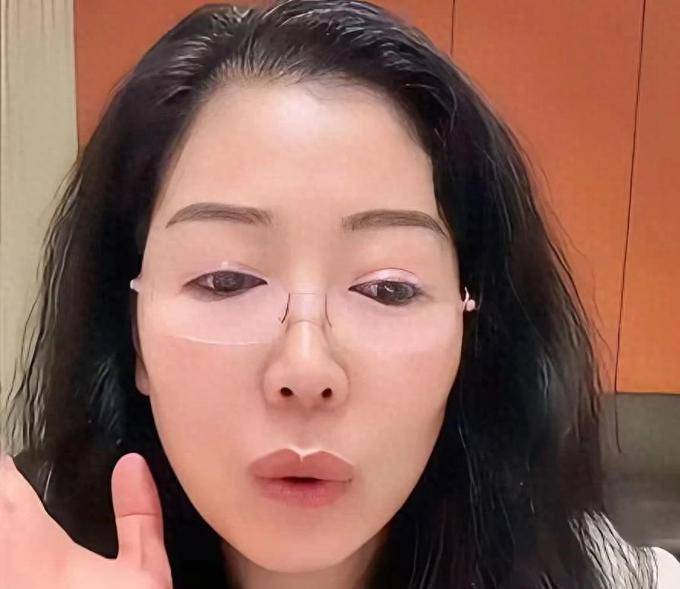 原创            安娴每月租房费用上万，不想和公婆一起生活，父亲表示支持，祝福