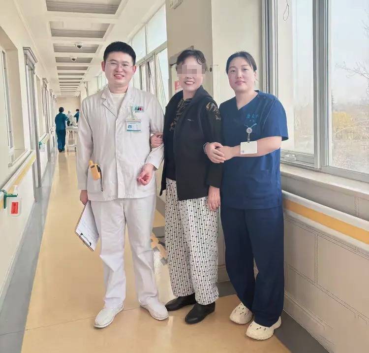 一位膝关节康复患者的暖心记录