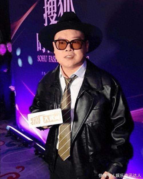 原创            岳云鹏红喊他不配3亿热议：德云社跨界破局，相声人出圈凭真章