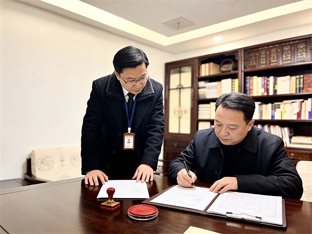 北京丰宝斋上门收字画：不坑不骗，价高靠谱