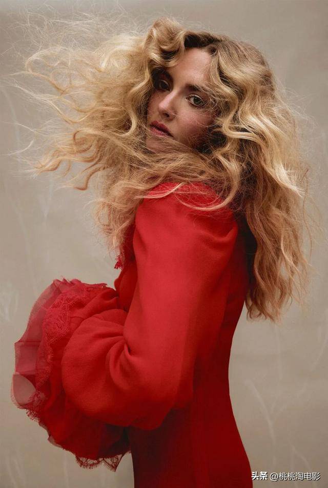 她会在颁奖季有所收获吗｜赏色