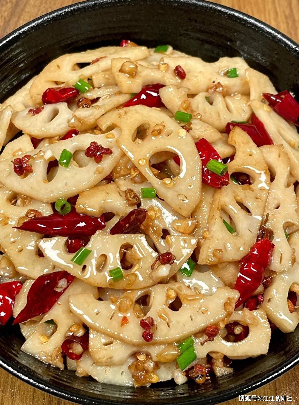 原创            藏在身边的这3道“排毒菜”，时常吃一次，排出毒素，全身都轻松