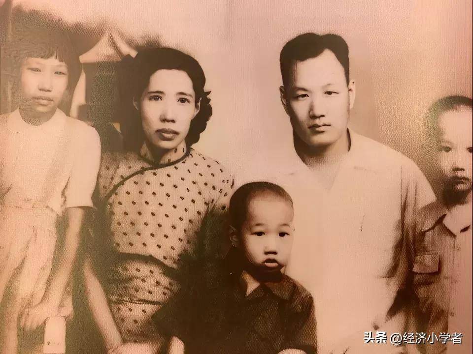 原创            富士康创始人郭台铭老照片