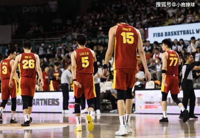 原创            没有王俊杰和赵睿的中国男篮，彻底沦为一盘散沙！
