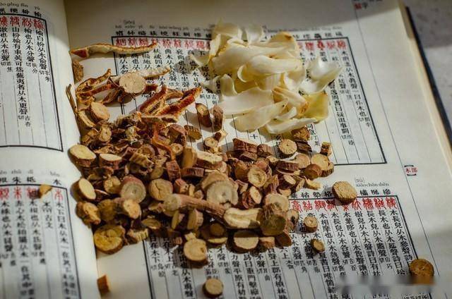 湿气重别乱吃药！参苓白术散、平胃散、藿香正气散，3分钟找准