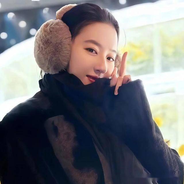 刘亦菲｜很有精神的一组写真