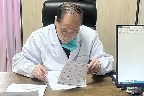 北京融科甲状腺贾永忠辨证施治，标本兼治更安心