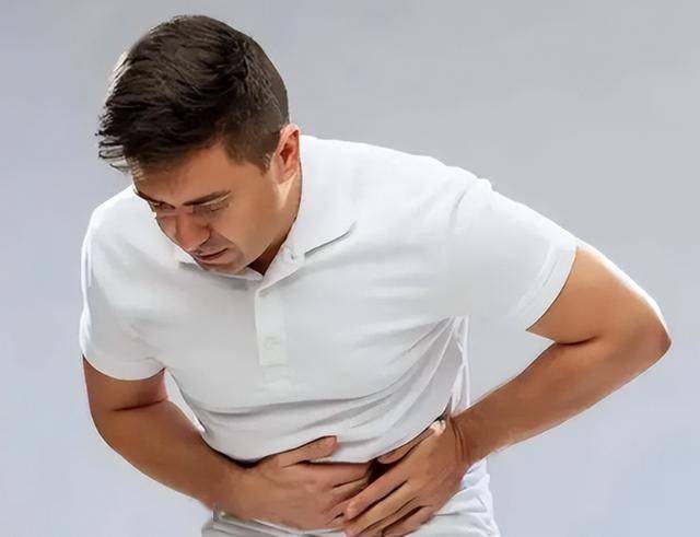 38岁男子查出胃癌晚期,带癌生存10年未复发，他的3个习惯建议看看