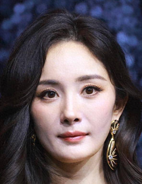 原创            离婚七年后，杨幂官宣喜讯，无戏可拍的刘恺威如今下场怪不了别人