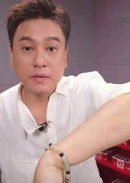 原创            世上无后悔药！朱孝天向“F3”求和，和妻子前言不搭后语引争议