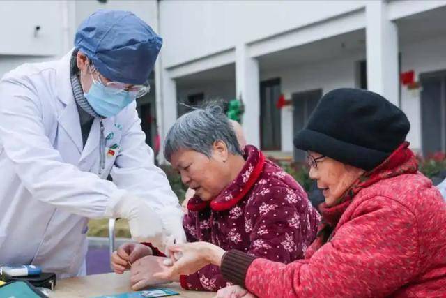 医生发现：只要血糖在这个范围，基本不会引起并发症，别害了自己