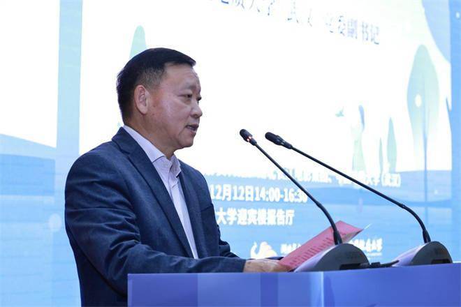 2025“冬暖”主题展映暨艺术电影创作交流会举行