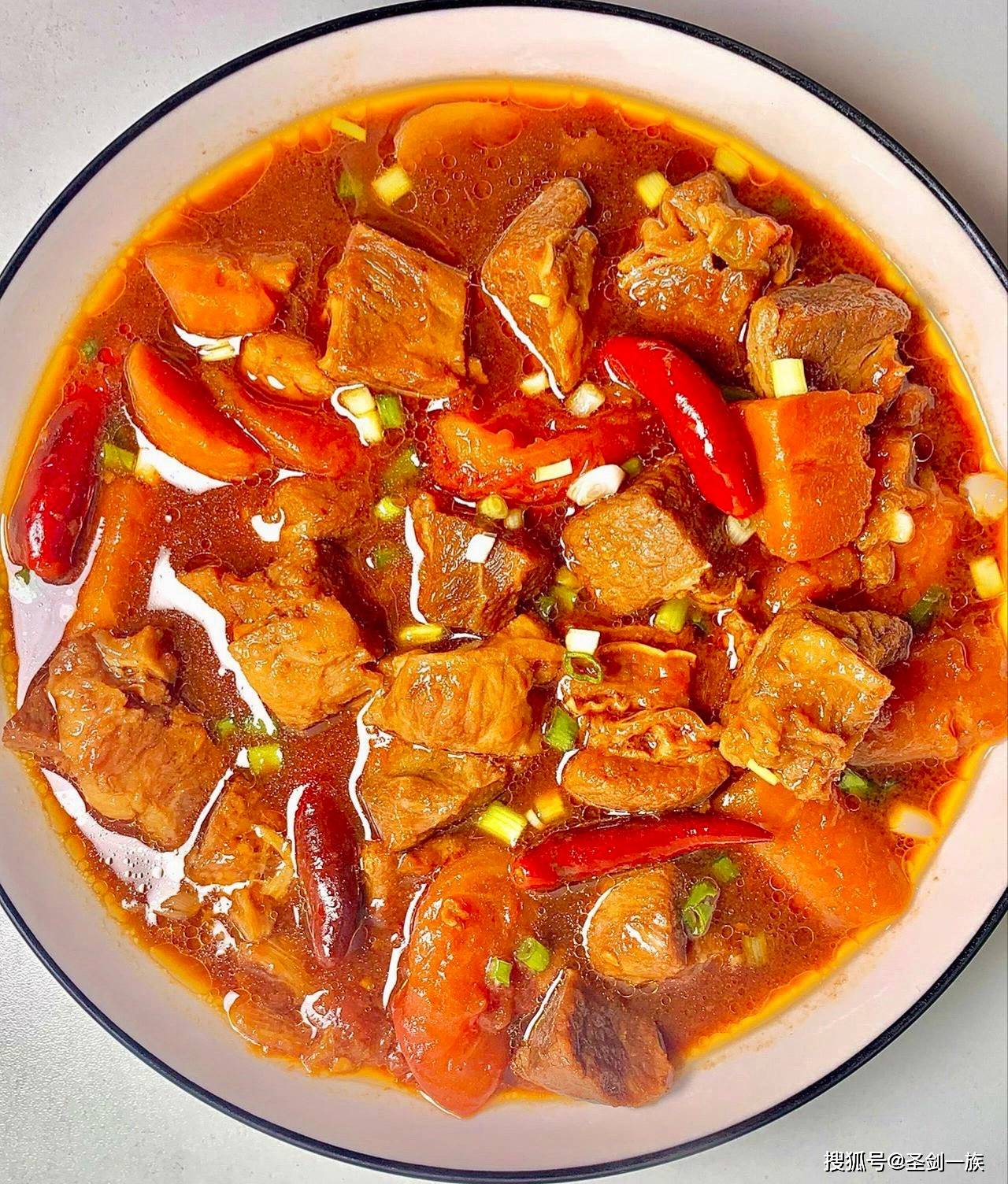 养心就是养命！常吃8种“强心脏”的食物，心脏强、气血足