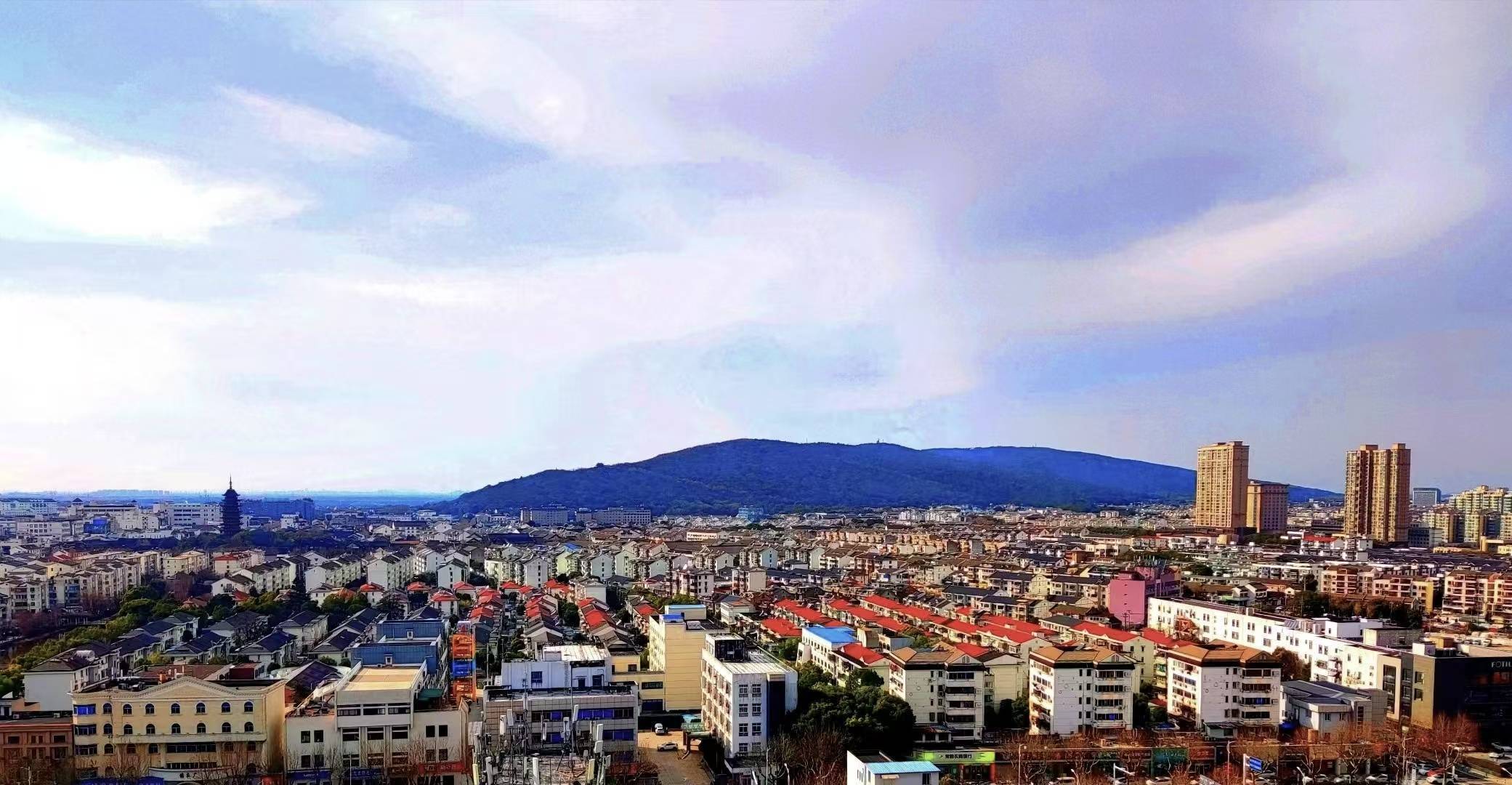 中国书画名家艺术邀请展在常熟十六号食堂隆重举办