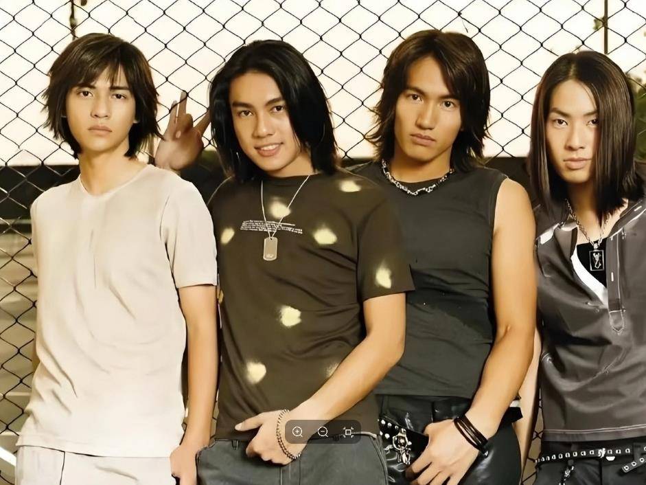 原创            朱孝天疑似内涵阿信：我坚持全开麦，因为我觉得不能欺骗消费者