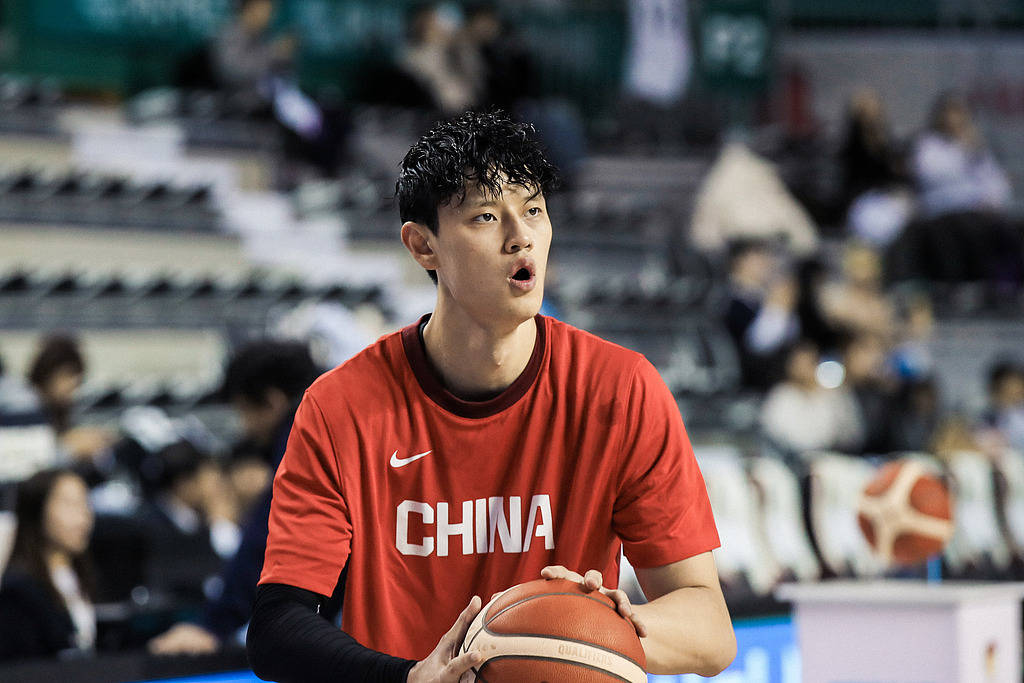 曾凡博确认将重返北京首钢效力 北京男篮组超豪华阵容