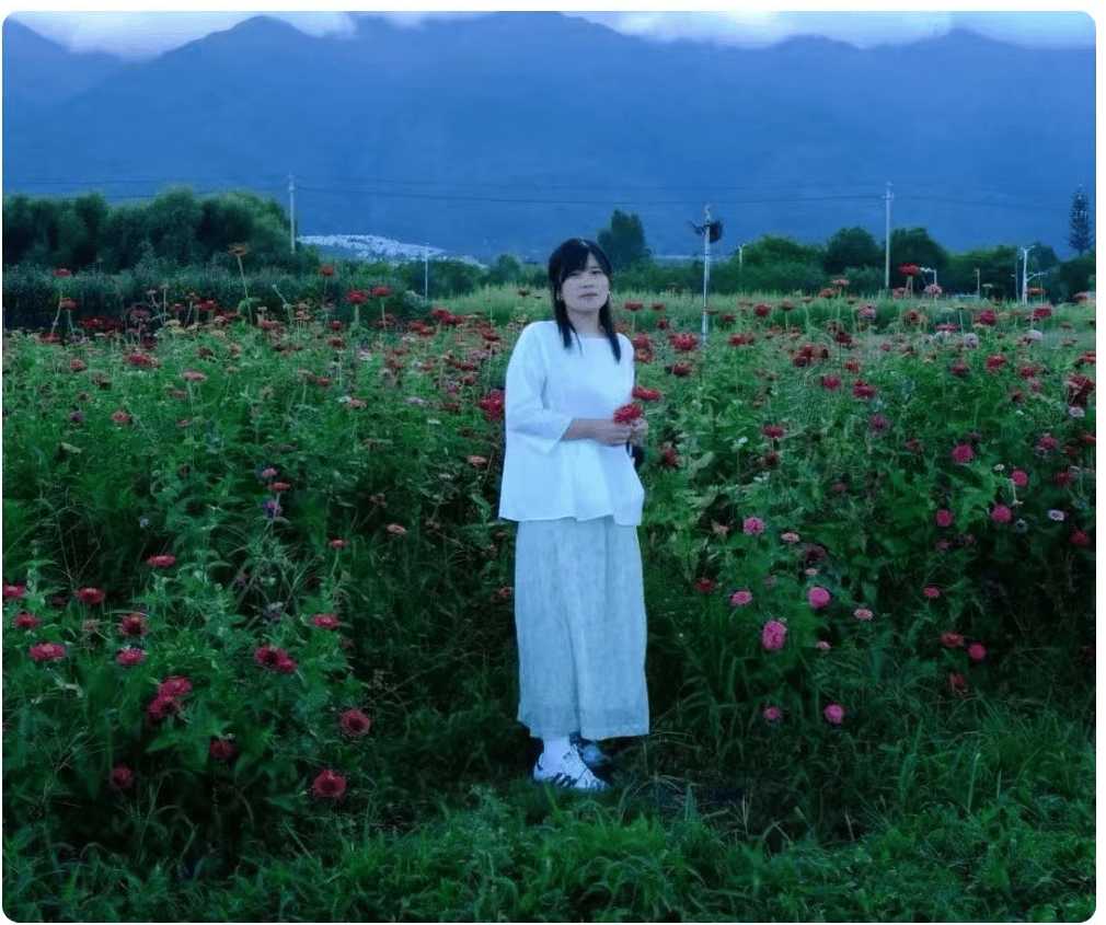 没骨画家杨娜