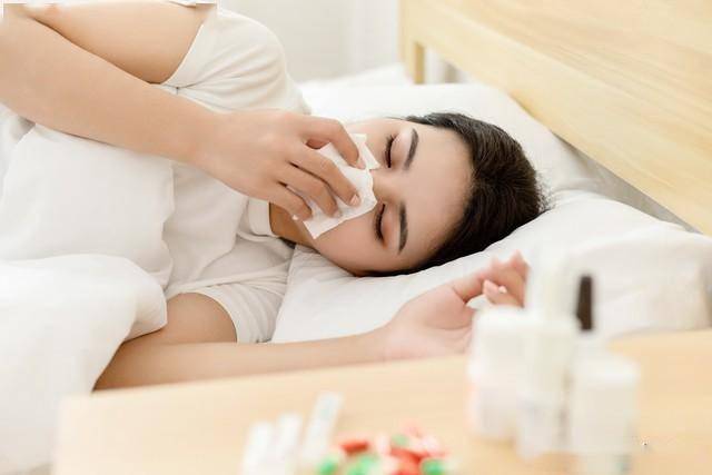 流感后咳嗽总不好？3个强效镇咳药对症选，一文说清用法与禁忌