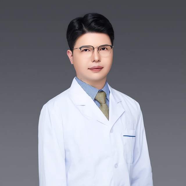 整形医生黄少春：快速减肥后的困扰—腹壁整形助力腹部恢复紧致