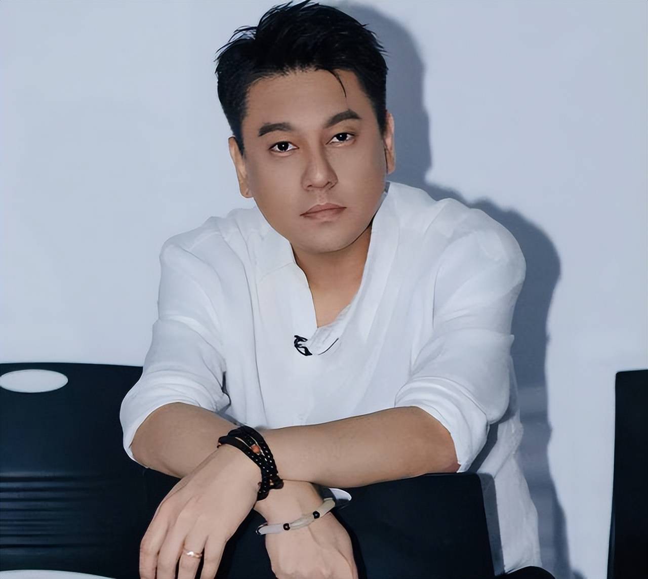 原创            朱孝天私信功能被封！相信音乐不回应还限制评论，网友呼吁严查