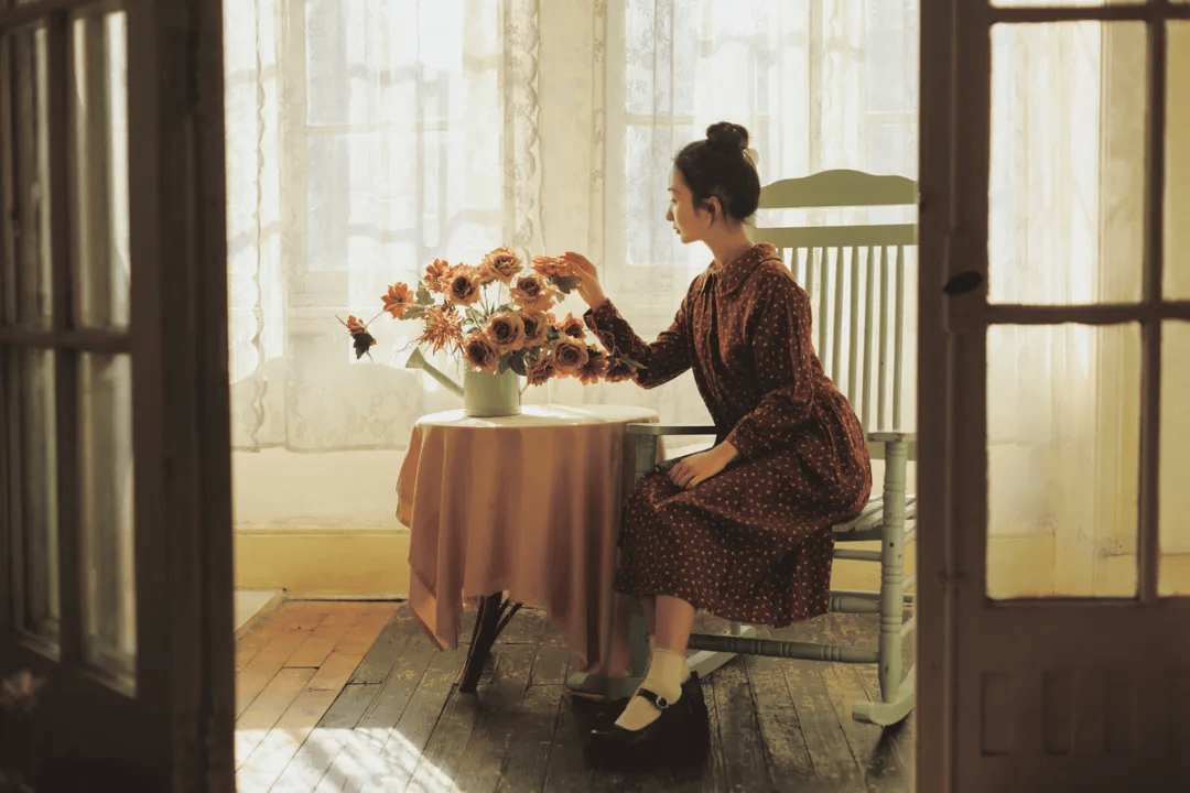 想让男人倒贴你，学会3个方法，你就是万人迷