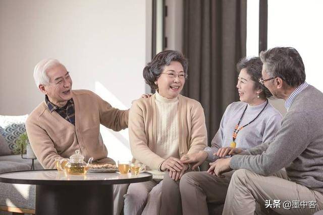 原创            心慌乏力别乱补！手脚冰凉脸色黄，扔掉燕窝，3种主食吃出红润脸