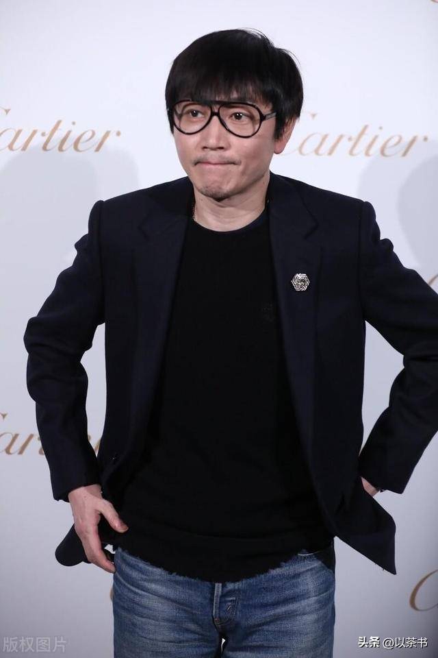 原创            娶过窦唯妹妹，徐静蕾瞿颖窦爱慕过他，他才华横溢56岁至今未婚