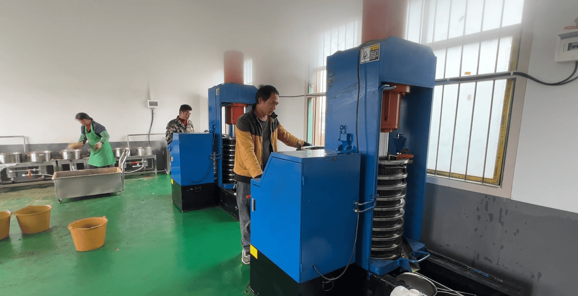 江永：科技赋能产业兴 瑶乡茶油香四方