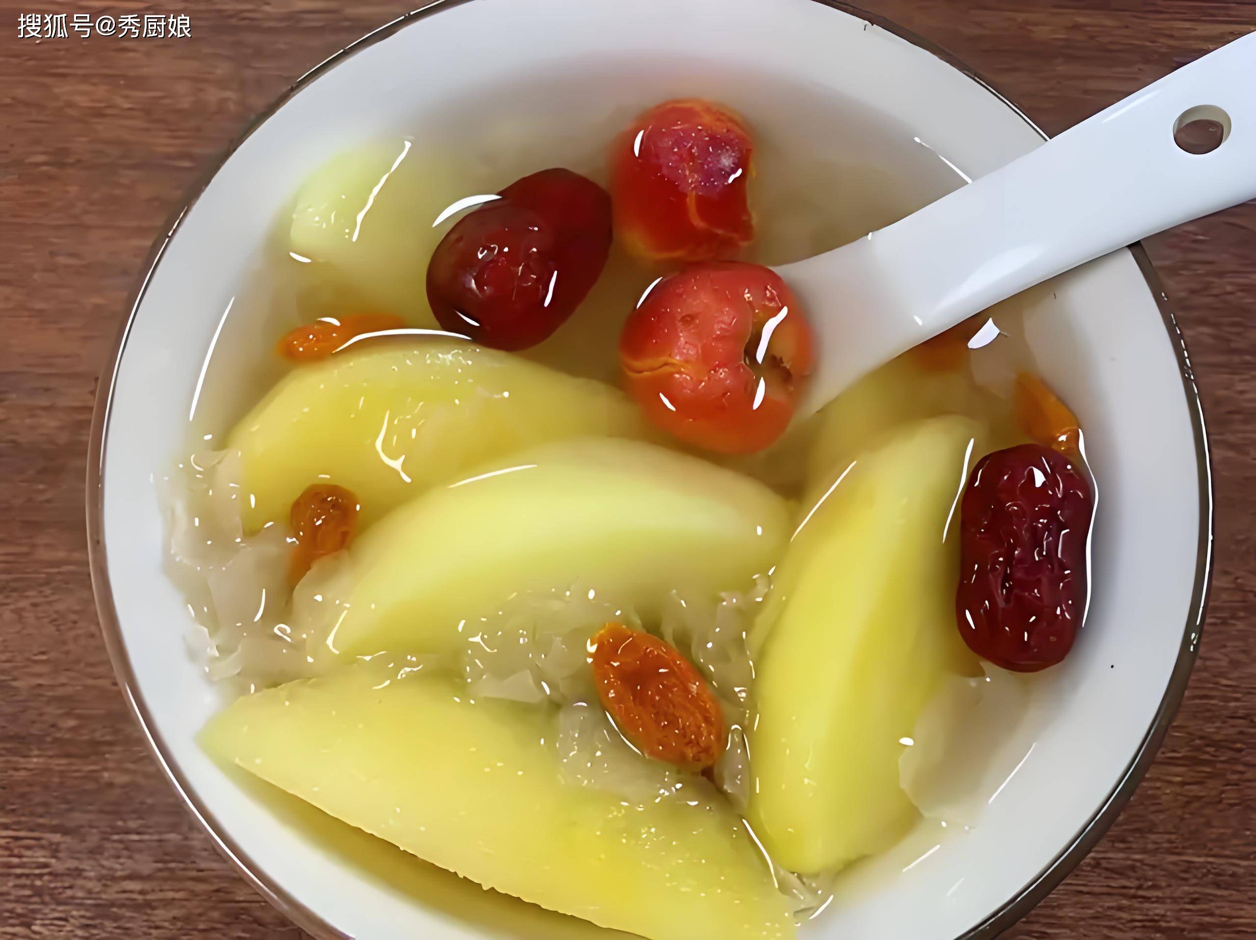 原创            冬补先养肺！大雪后，多煮这3碗“清润汤”，润肺生津，增强免疫