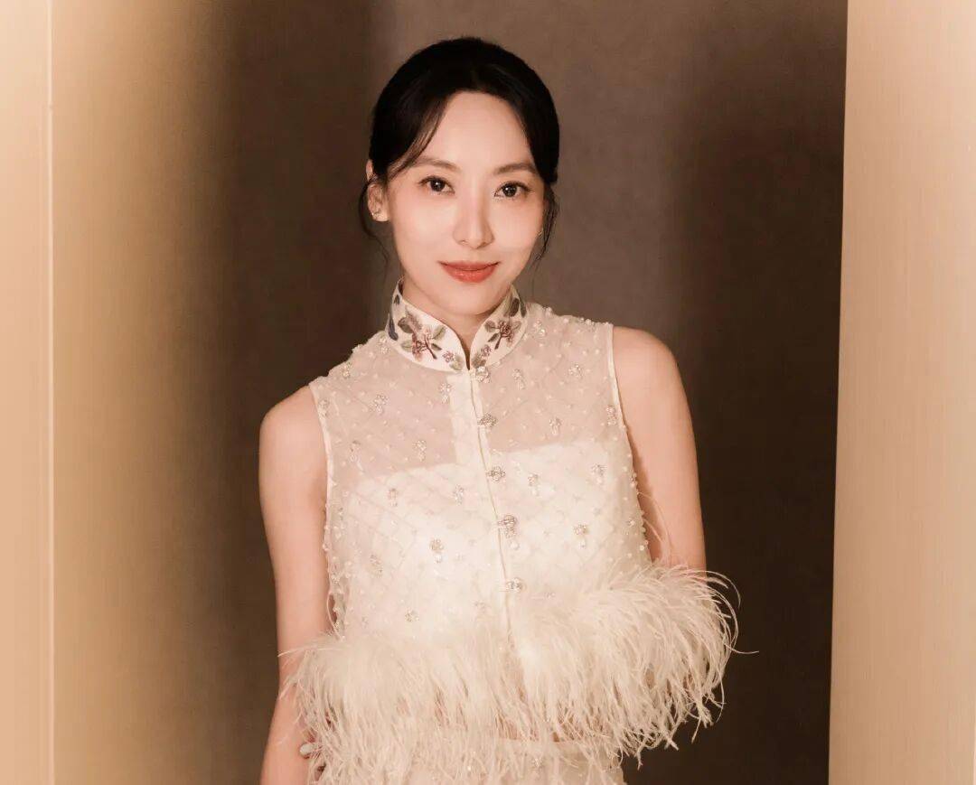 鄂靖文专访|新片《寻砖》遇到唐山话挑战