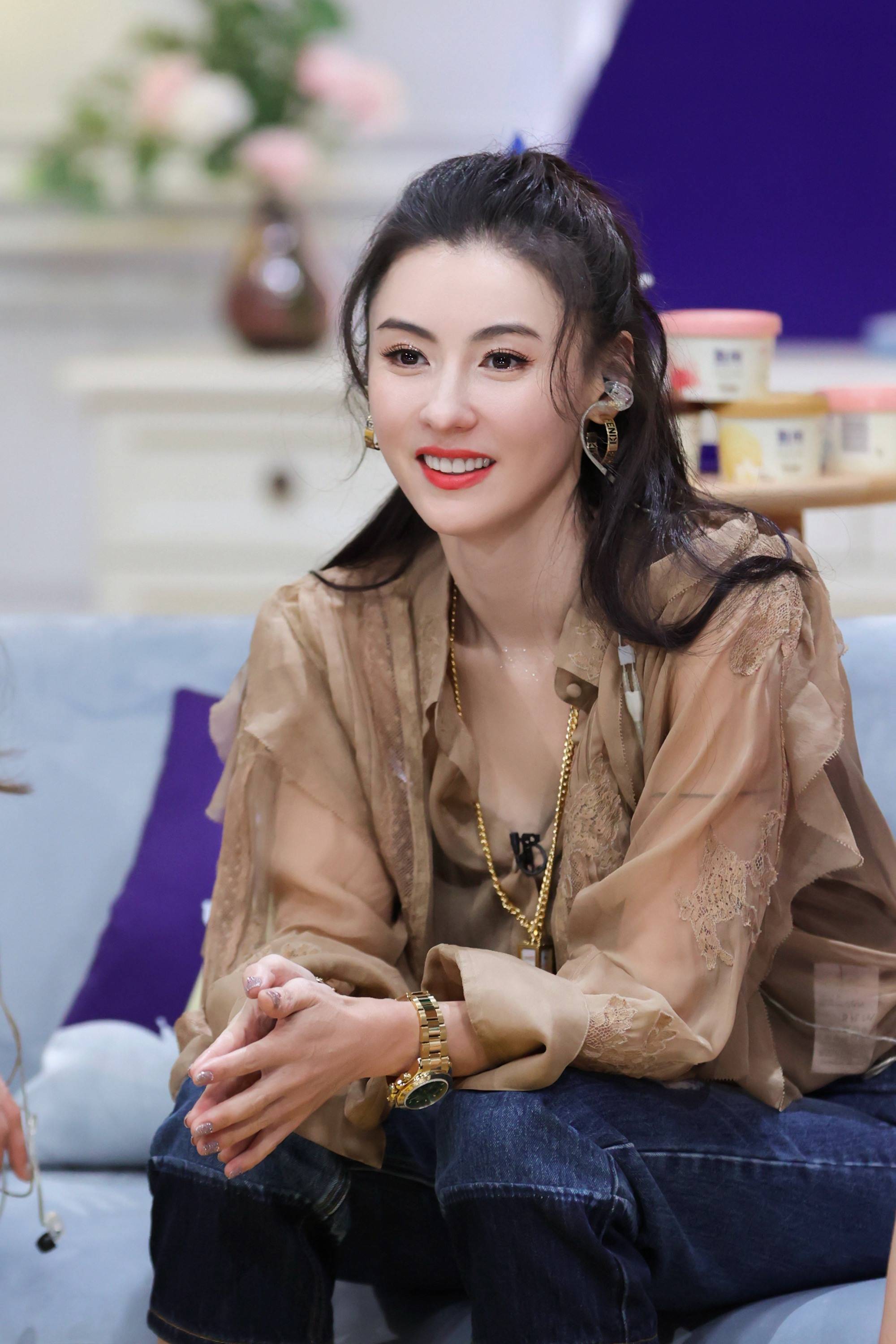 官方粉丝团回应张柏芝庭审崩溃大哭：她只是表达自己的委屈无奈