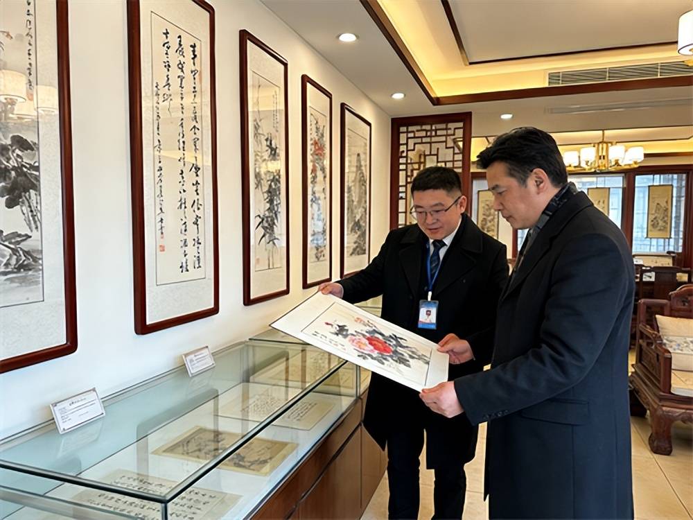 卖名家字画怕被压价？丰宝斋：专业鉴定，价格透明不虚高