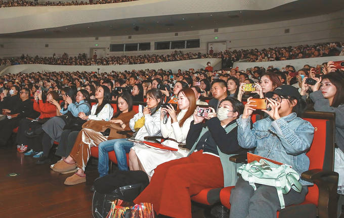 艺术滋养下，更丰盈步入新一年