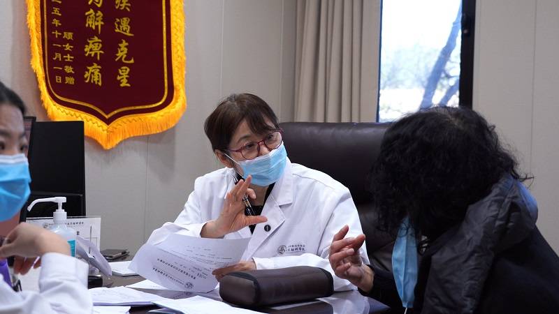 奖项背后：齐岩医生的科研之路，为你解答“正规医生”的真正含义