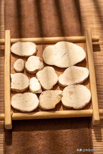 别只知道茯苓祛湿！泽泻才是祛湿王，3个经典搭配，清透三焦水湿