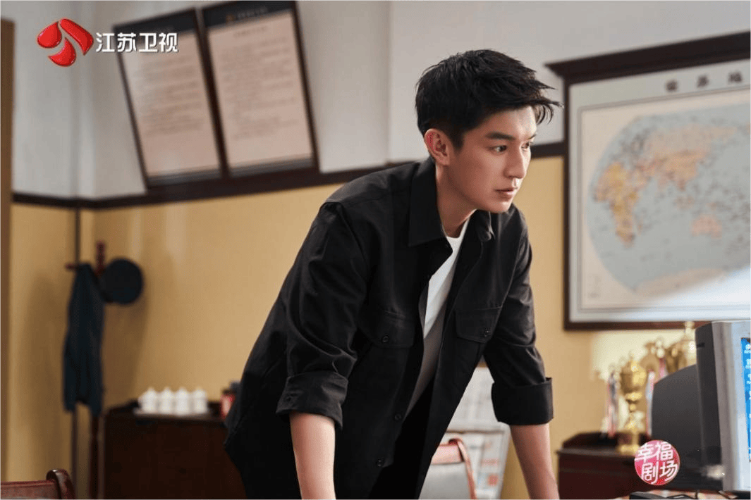 对话《黑白局》杨旭文：展鹏是人间清醒行动派，我俩都身手敏捷