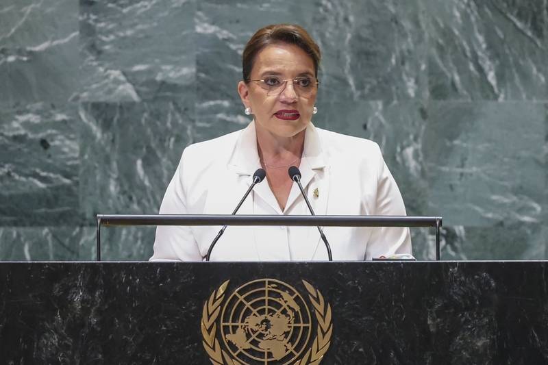 洪都拉斯现任总统：由于特朗普“干预选举”，此次大选“无效”